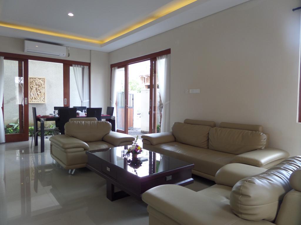 Royal Majesty Villas Kuta Lombok Esterno foto