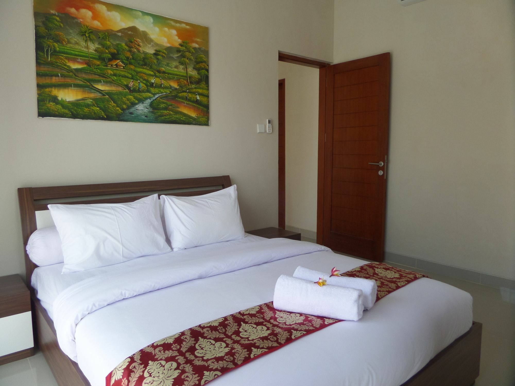 Royal Majesty Villas Kuta Lombok Esterno foto