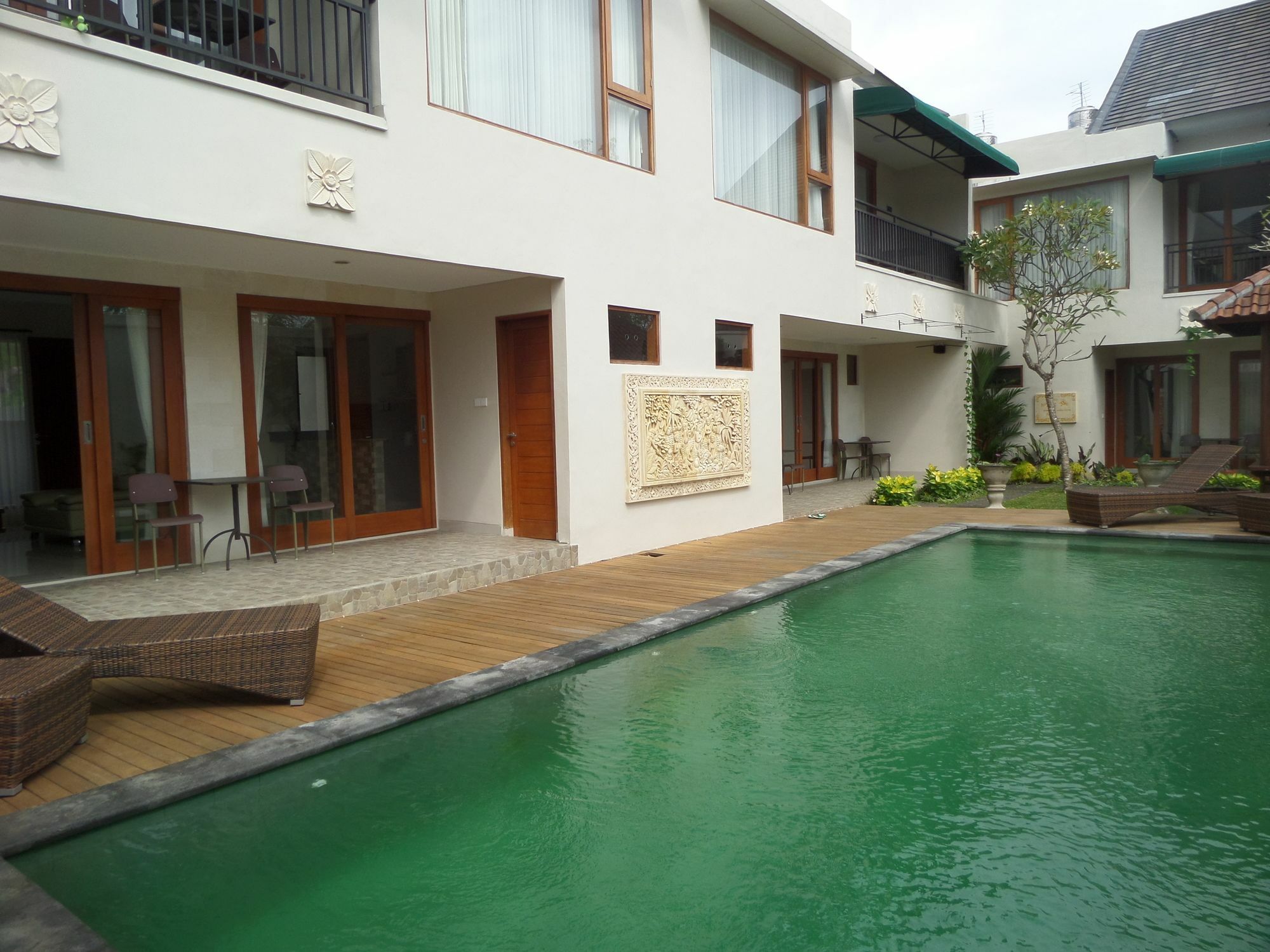 Royal Majesty Villas Kuta Lombok Esterno foto